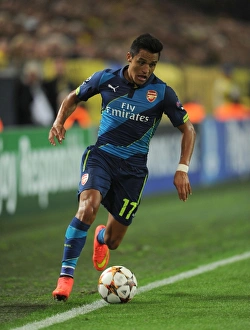 Borussia Dortmund V Arsenal 2014-15 Prints: Alexis Sanchez: In Action Against Borussia Dortmund, UEFA Champions League (2014-15)