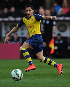 Burnley V Arsenal 2014/15 Prints: Alexis Sanchez: In Action Against Burnley, Premier League 2014/15