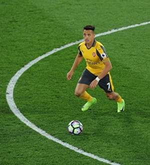 Alexis Sanchez in Action: Crystal Palace vs. Arsenal, Premier League 2016-17