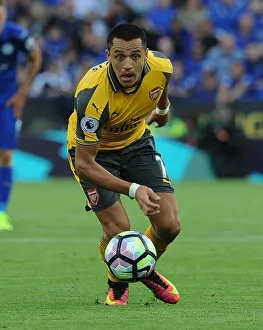Leicester City V Arsenal 2016-17 Prints: Alexis Sanchez: In Action Against Leicester City, Premier League 2016-17
