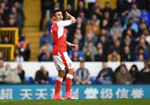 Tottenham Hotspur V Arsenal 2016-17 Prints: Alexis Sanchez: In Action Against Tottenham in Premier League 2016-17