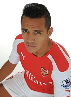 Alexis Sanchez: Arrival at Emirates Stadium (2014-15)