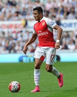 Alexis Sanchez Faces Newcastle United: Arsenal vs. Newcastle Premier League Clash (2015-16)