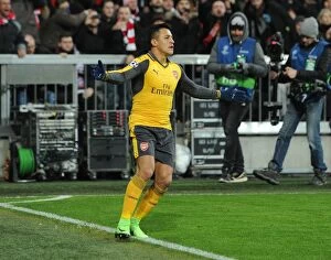 Images Dated 15th February 2017: Alexis Sanchez Scores for Arsenal Against Bayern Munich in 2017 Champions League First Leg