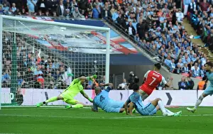 Alexis Sanchez Scores Stunner Past Claudio Bravo in FA Cup Semi-Final: Arsenal vs Manchester City