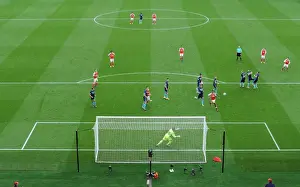 Alexis Sanchez's Dramatic Free Kick Misses Target: Arsenal vs Middlesbrough, Premier League 2016-17