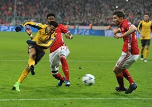 Images Dated 15th February 2017: Alexis Sanchez's Stunning Goal: Arsenal's Upset of Bayern Munich in the Champions League (2016-17)