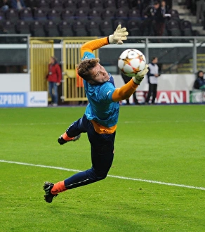 Anderlecht v Arsenal 2014-15 Gallery: Anderlecht v Arsenal 2014-15