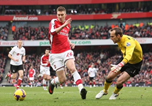 Andrej Arshavin (Arsenal) Mark Schwarzer (Fulham)