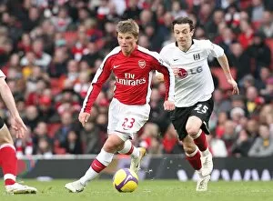 Andrej Arshavin (Arsenal) Simon Davies (Fulham)