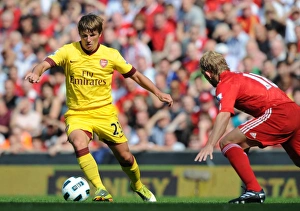 Andrey Arshavin (Arsenal) Dirk Kuyt (Liverpool). Liverpool 1:1 Arsenal Andrey Arshavin (Arsenal) Dirk Kuyt (Liverpool). Liverpool 1:1 Arsenal