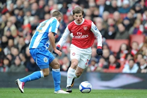 Andrey Arshavin (Arsenal) Jack Hunt (Huddersfield). Arsenal 2:1 Huddersfield Town Andrey Arshavin (Arsenal) Jack Hunt (Huddersfield). Arsenal 2:1 Huddersfield Town