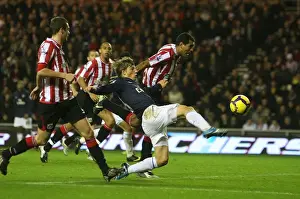 Andrey Arshavin (Arsenal) Paulo Da Silva (Sunderland). Sunderland 1: 0 Arsenal