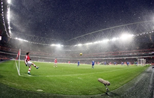 Andrey Arshavin (Arsenal) takes a corner in the snow. Arsenal 2:2 Everton Andrey Arshavin (Arsenal) takes a corner in the snow. Arsenal 2:2 Everton