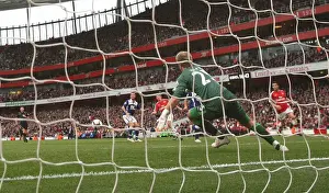 Arshavin Andrey Prints: Andrey Arshavin scores Arsenals 3rd goal past Joe Hart (Birmingham)