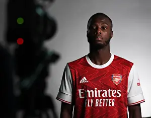 Arsenal 2020-21: Nicolas Pepe at First Team Photocall