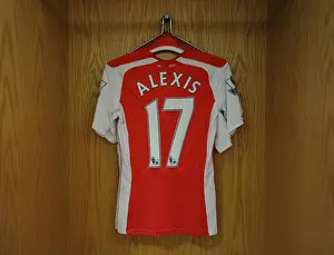 Arsenal: Alexis Sanchez's Empty Jersey in the Changing Room Before Arsenal vs Crystal Palace, 2014