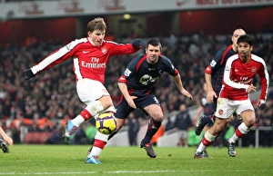 (Arsenal). Arsenal 4: 2 Bolton Wanderers. Barclays Premier League. Emirates Stadium