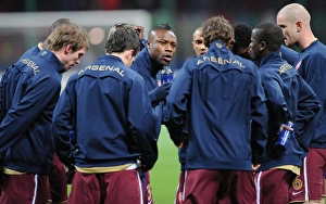 Arsenal captain William Gallas talkes to the team before the match Arsenal captain William Gallas talkes to the team before the match