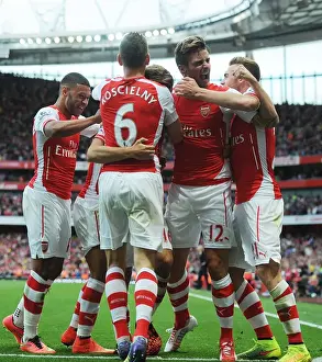 Arsenal Celebrate Aaron Ramsey's Goal Against Crystal Palace (2014/15)
