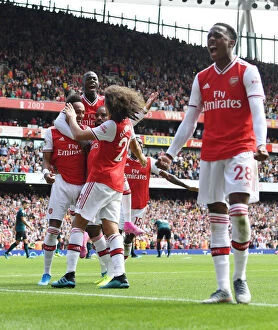 Arsenal v Burnley 2019-20 Collection: Arsenal Celebrate Aubameyang's Goal Against Burnley, 2019-20 Premier League
