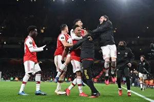 Arsenal Celebrate Aubameyang's Goal vs Olympiacos in Europa League