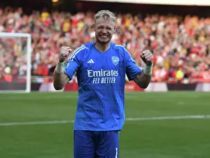 Arsenal Celebrate Derby Victory: Arsenal FC 1-0 Manchester United (2023-24)