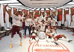 Arsenal Celebrate FA Community Shield Victory Over Liverpool