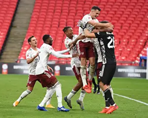 Arsenal Celebrate FA Community Shield Victory Over Liverpool