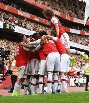 Arsenal Celebrate First Goal Against Burnley in 2019-20 Premier League