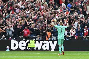 Arsenal Celebrate First Goal Against West Ham in 2022-23 Premier League Clash