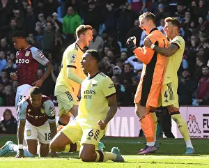 Arsenal Celebrate Hard-Fought Victory Over Aston Villa in Premier League Clash