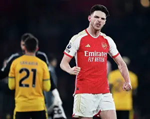 Arsenal Celebrate Hard-Fought Victory Over Wolverhampton Wanderers in the 2023-24 Premier League