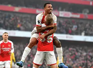 Arsenal Celebrate Odegaard's Goal: Arsenal FC 2-0 Wolverhampton Wanderers (2023-24)