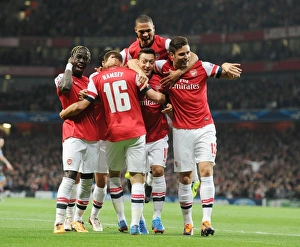 Arsenal V Napoli 2013-14 Prints: Arsenal Celebrate: Ozil, Sagna, Ramsey, Gibbs, Flamini, Giroud (2013-14 Arsenal v Napoli)
