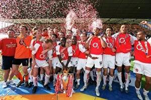Trophies Collection: Arsenal Celebrate16 040515. jpg