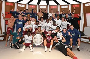 Arsenal Celebrates FA Community Shield Win Against Liverpool