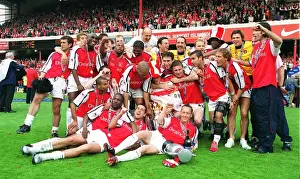 Arsenal V Everton Prints: Arsenal Celebrates F.A. Premiership Victory: 4-3 Win Over Everton at Highbury