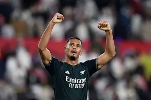 Arsenal Celebrates Victory Over Sevilla in UEFA Champions League Group Stage