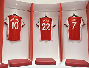 Arsenal Changing Room: Oleg Luzhny's Shirt Among Emile Smith Rowe and Bukayo Saka's Ahead of Arsenal vs Leicester City