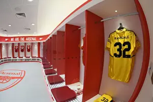 Arsenal Changing Room: Aaron Ramsdale's Shirt Before Arsenal vs Sevilla (Emirates Cup 2022)