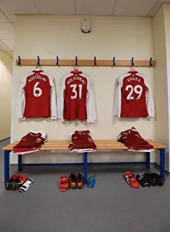 Arsenal Changing Room Before Match: West Bromwich Albion vs. Arsenal (2017-18)