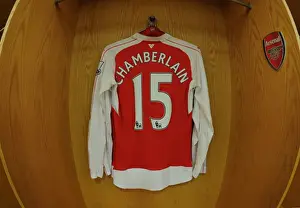 Arsenal Changing Room: Oxlade-Chamberlain's Shirt Before Arsenal vs Sunderland (2015-16)