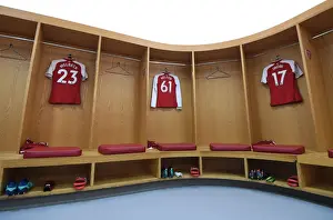 Arsenal V Southampton 2017-18 Prints: Arsenal Changing Room: Pre-Match Focus against Southampton (2017-18)