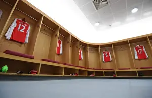 Arsenal V Watford 2016-17 Prints: Arsenal Changing Room: Pre-Match Focus against Watford (Premier League, 2016-17)