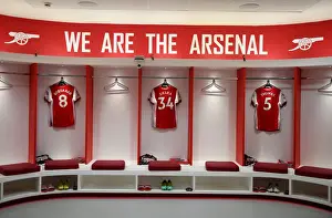 Arsenal Changing Room: Pre-Match Preparation Against Manchester City (Premier League 2021-22)