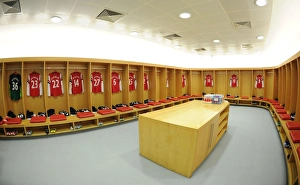 Arsenal Changing Room: Preparing for Arsenal vs. Queens Park Rangers (2012-13)