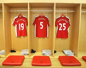 Images Dated 16th August 2008: The Arsenal changingroom before the match
