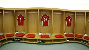 Images Dated 16th August 2008: The Arsenal changingroom before the match