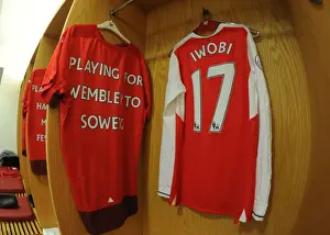 Arsenal V Stoke City 2016-17 Prints: Arsenal Charity Matchday Warm-Up T-Shirts: Arsenal vs Stoke City (2016-17)